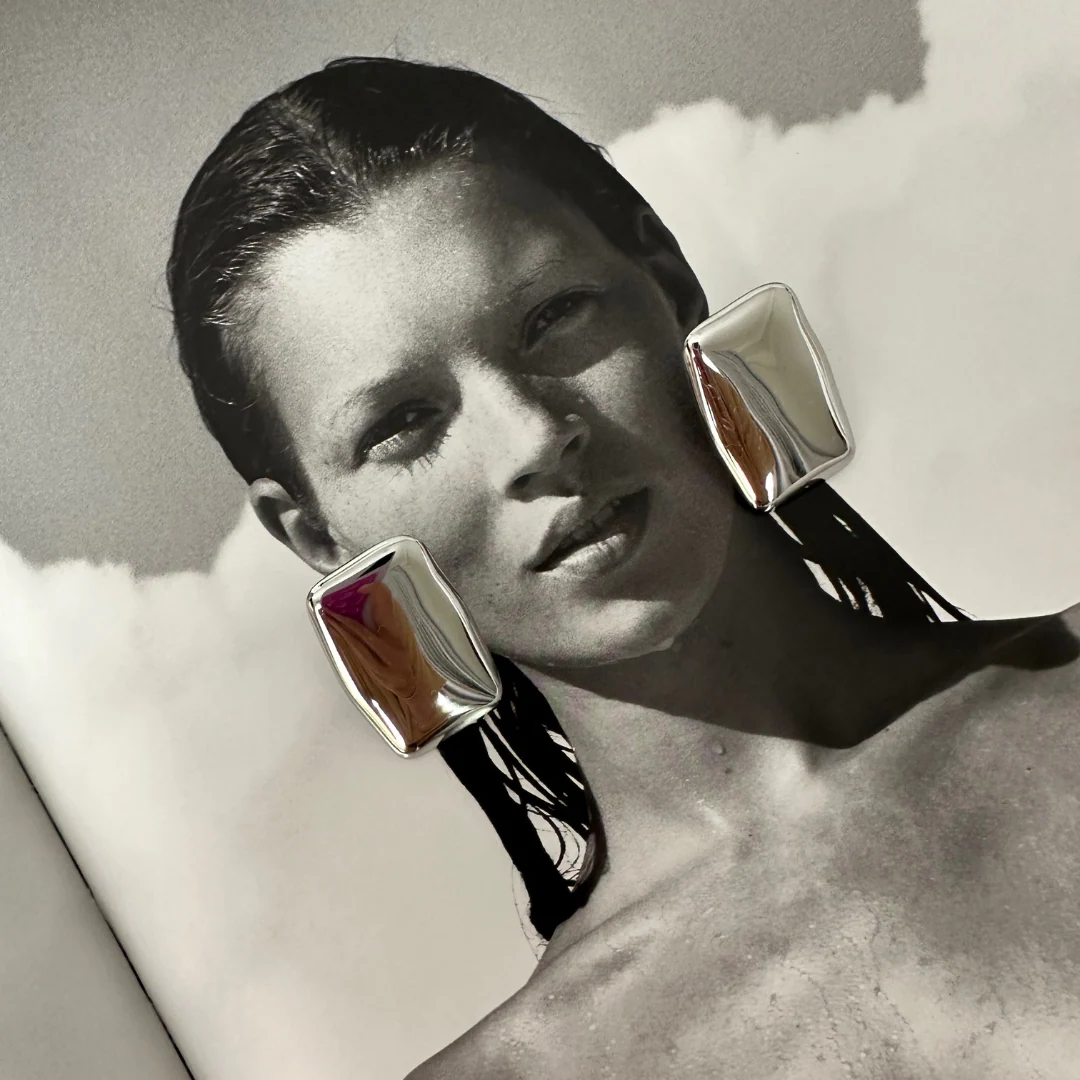 Amy Rectangle Earrings (Silver) - Image 3
