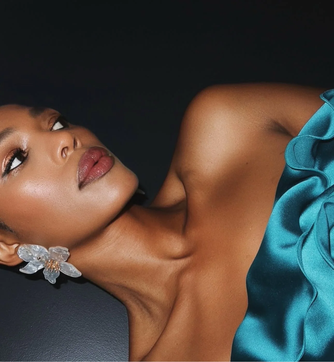 Fleur Statement Flower Earrings (White) - Image 3
