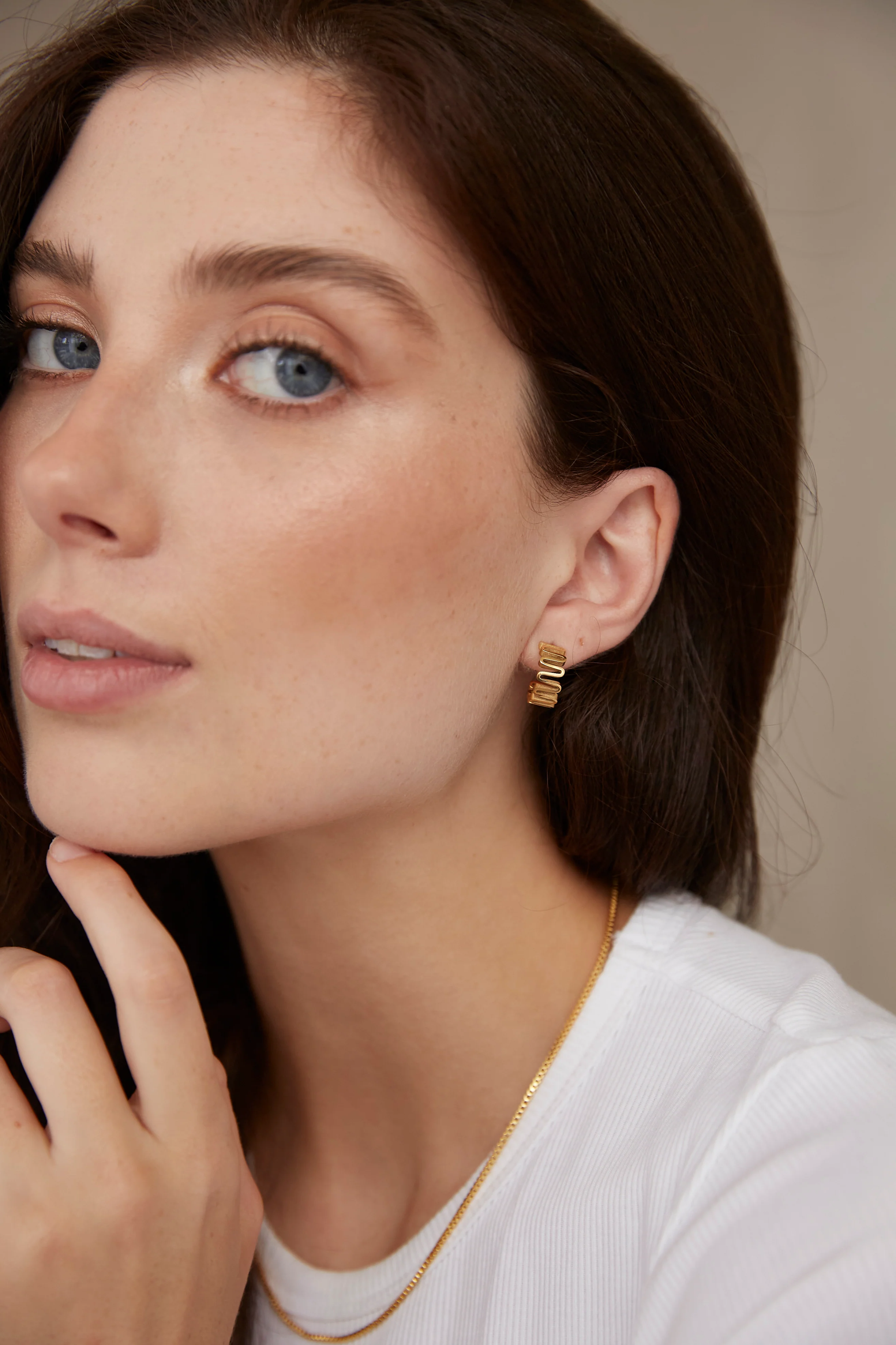 Leigh Wavy Hoops (Gold) - Image 7